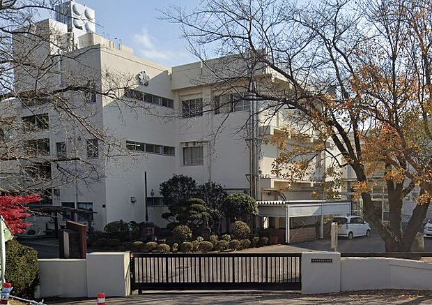 佐倉市立上志津小学校（約600m）