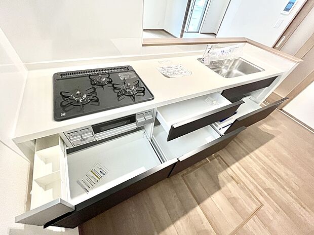 【スライド収納】使いやすさを優先したスライド式収納タイプ！