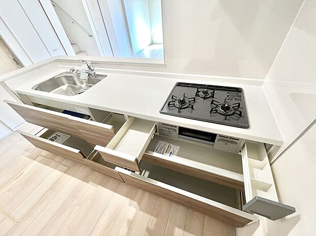 【スライド収納】使いやすさを優先したスライド式収納タイプ！