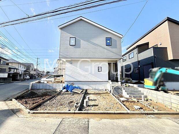 【現地外観写真】たっぷりの陽光と心地よい風が舞い込む住まい