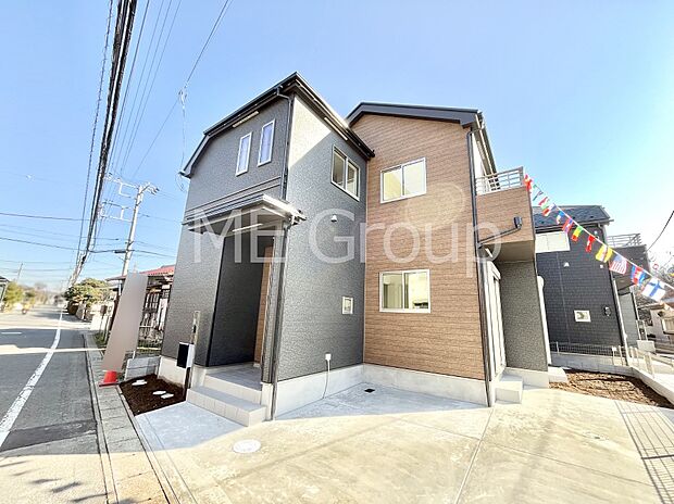 【現地外観写真】たっぷりの陽光と心地よい風が舞い込む住まい