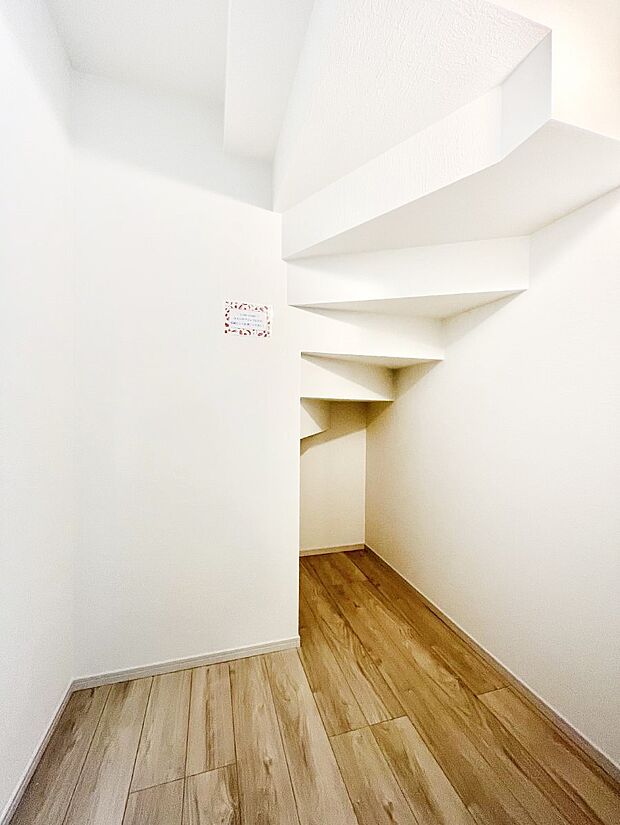 【リネン庫】便利なリネン庫で、スッキリした使いやすい洗面室に  