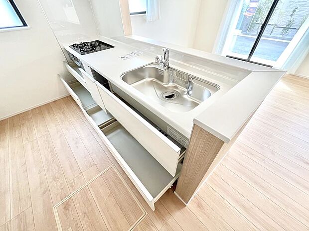 【スライド収納】使いやすさを優先したスライド式収納タイプ！