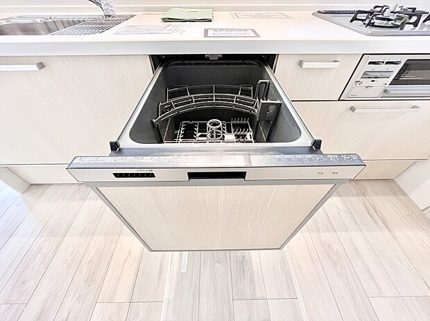 【食洗機】面倒なお片づけは食洗機にお任せ!家事の負担が減って、時間にも気持ちにもゆとりができます。