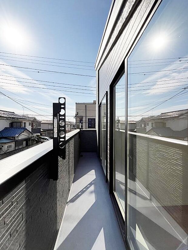 【バルコニー】風通しの良いバルコニー