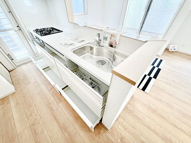 【スライド収納】使いやすさを優先したスライド式収納タイプ!