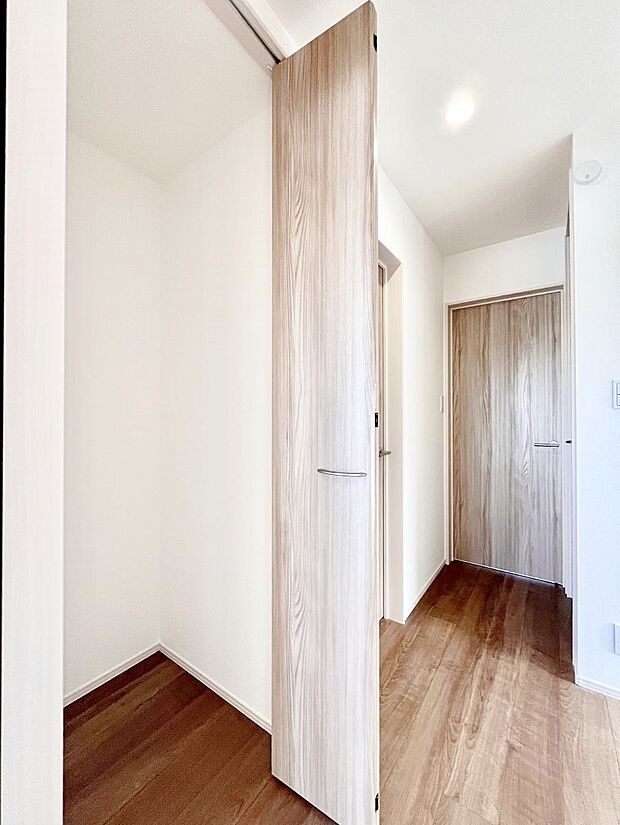 【廊下収納】いくつあってもうれしい収納スペース