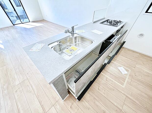 【スライド収納】使いやすさを優先したスライド式収納タイプ!