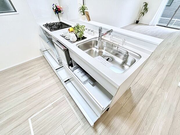 【スライド収納】使いやすさを優先したスライド式収納タイプ！