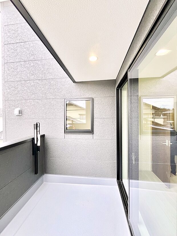 【バルコニー】風通しの良いバルコニー