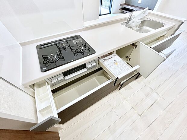 【スライド収納】使いやすさを優先したスライド式収納タイプ!