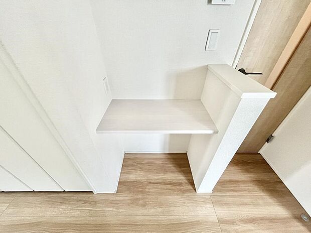 【その他内観】リビングのカウンタースペース