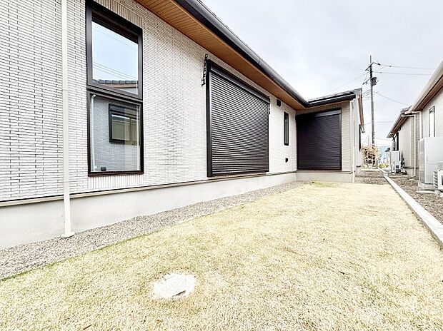 【庭】明るさたっぷりのお庭