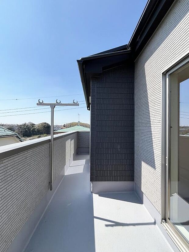 【バルコニー】風通しの良いバルコニー