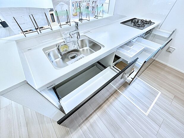 【スライド収納】使いやすさを優先したスライド式収納タイプ!