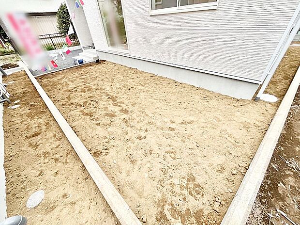 【庭】お子様の遊び場やガーデニングスペースとして様々な使い方ができます