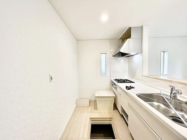 【スライド収納】使いやすさを優先したスライド式収納タイプ！