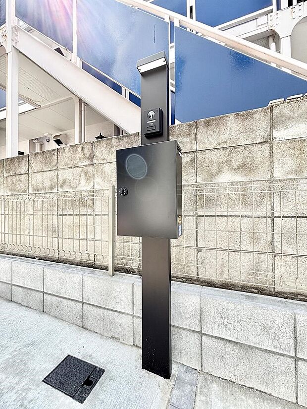 【その他現地】表札・インターホン・ポストをひとつに集約