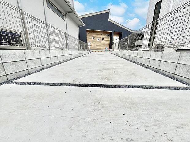 【駐車場】生活に欠かせない駐車スペース。