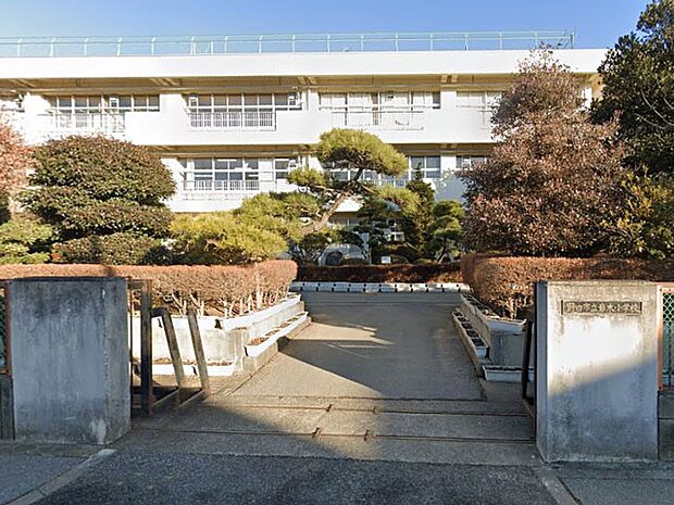 野田市立岩木小学校(約400m)