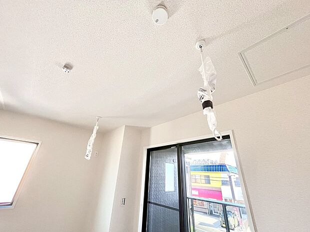 【室内物干し】室内物干しポール。梅雨や花粉の時期に大活躍します。
