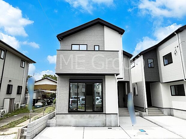 【現地外観写真】たっぷりの陽光と心地よい風が舞い込む住まい