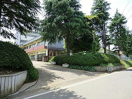 八千代市立勝田台中学校 1280m(16分)