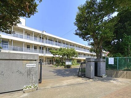 千葉市立千草台中学校 700m(9分)