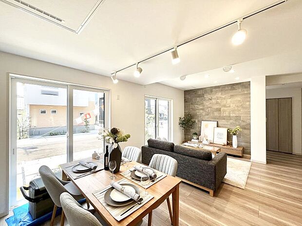 【ダイニング】家族が自然と集まる憩いのスペースになりそう