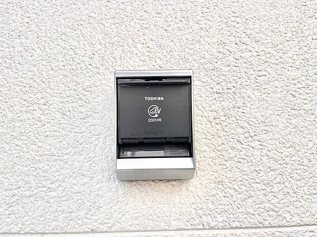 【その他現地】EV充電用屋外コンセント 。