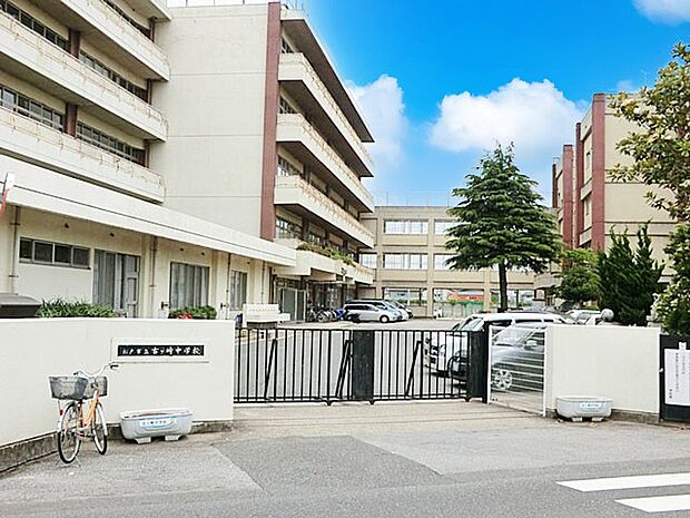 松戸市立古ケ崎中学校（約750m）