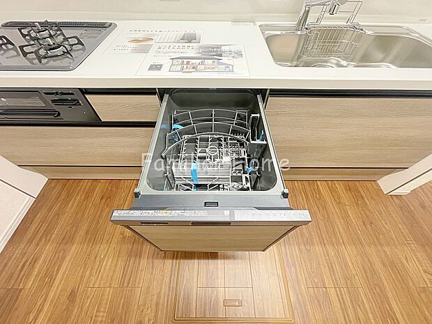 【ビルトイン食洗機】キッチン 食洗器付きで食事後の洗い物をお手伝いします。家事の時間を短縮可能。