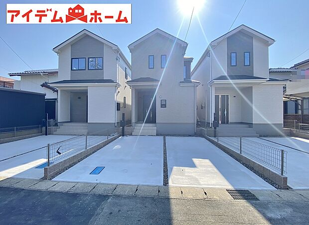 ●○●○2号棟外観写真○●○●
平日の案内も可能です♪
お気軽にお問い合わせください!