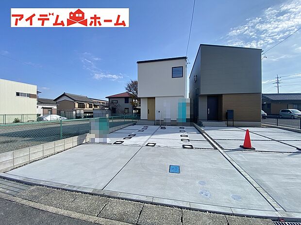 ●○●○A棟外観写真○●○●
　　　平日の案内も可能です♪
　お気軽にお問い合わせください！