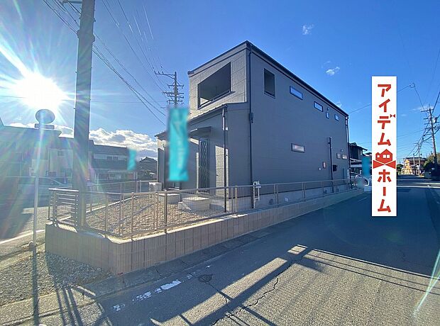 ●○●○2号棟外観写真○●○●
　　　平日の案内も可能です♪
　お気軽にお問い合わせください！