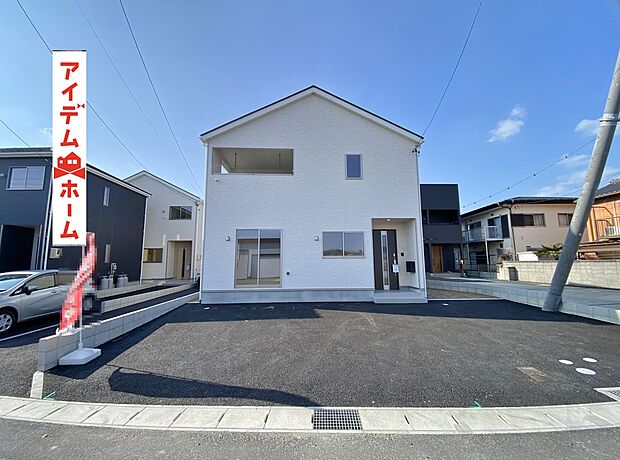 ●○●○1号棟外観写真○●○●
平日の案内も可能です♪
お気軽にお問い合わせください!