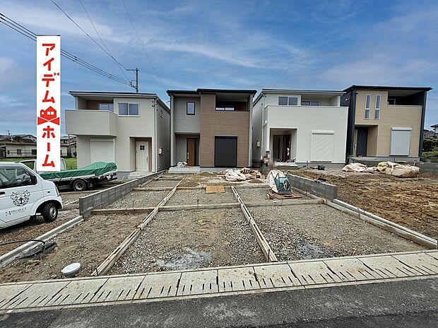 ●○●○5号棟外観写真○●○●
平日の案内も可能です♪
お気軽にお問い合わせください!