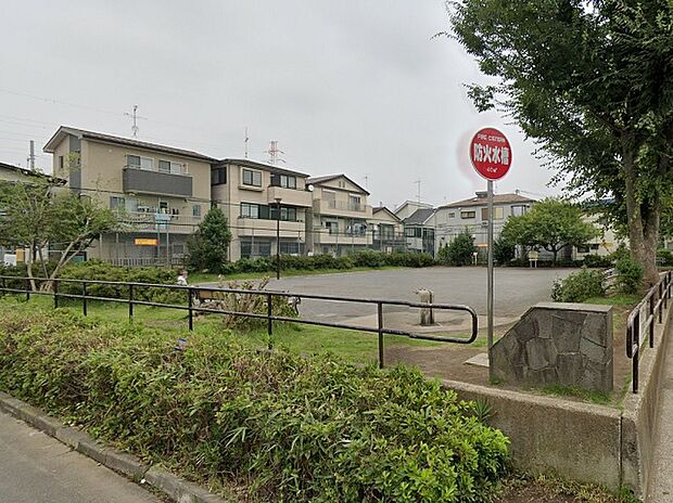 新吉田町公園(約350m)