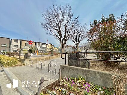新吉田町公園 650ｍ