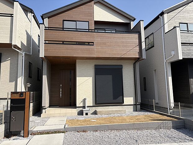 温かみのある柔らかい印象の外観です