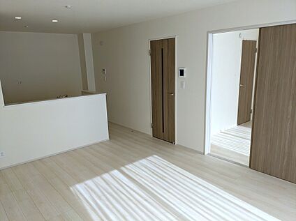 南面の明るいLDK