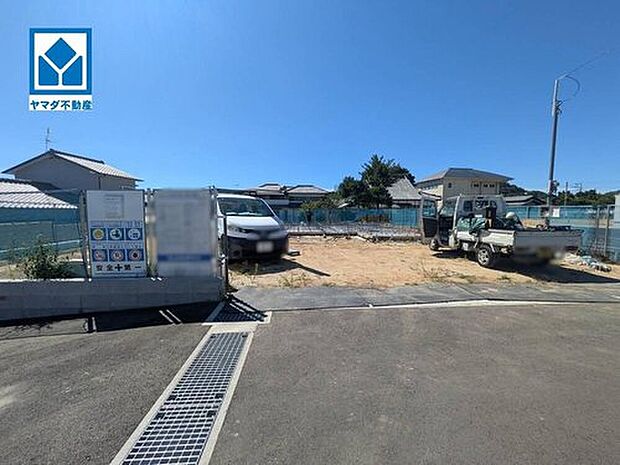 7号棟。Aコープ久山店まで徒歩約13分
(約1km)。お気に入りの家具とインテリアでステキな部屋を作りましょう。