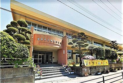 篠栗町立篠栗中学校 800m
