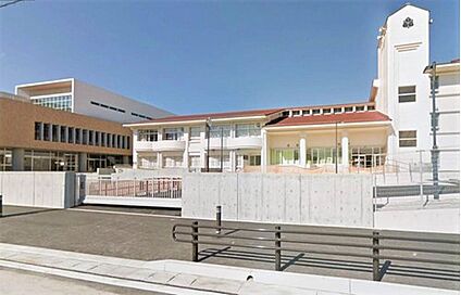 飯塚市立小中一貫校穂波東校 1658m