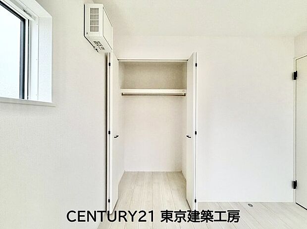 【【同施工会社の施工イメージになります】】【同仕様】◇全居室に便利な収納スペースがあり、お部屋がスッキリ片付きます♪
