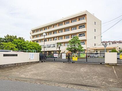 船橋市立金杉台小学校 784m(徒歩10分)