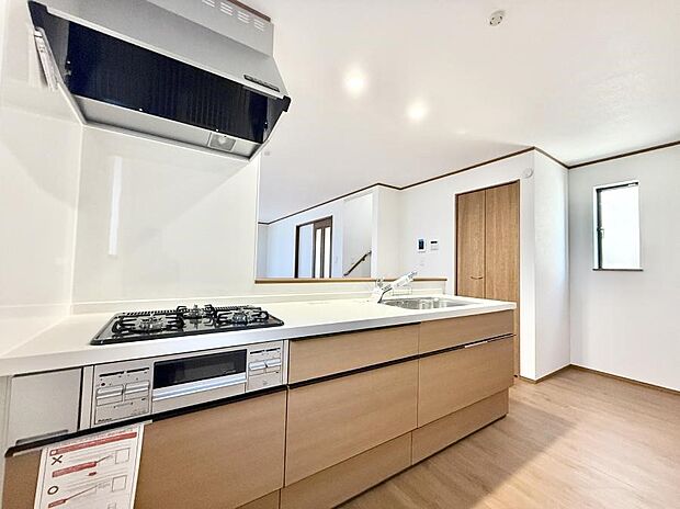 ■家族の絆を深める、温もりのあるキッチン