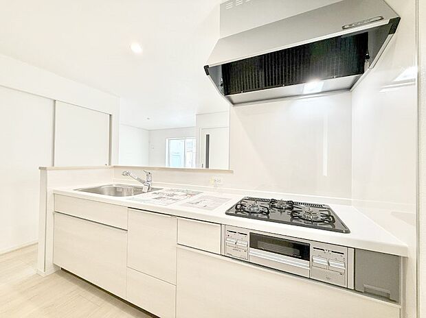 ■シンプルで美しく心地よい時間を生むキッチン空間