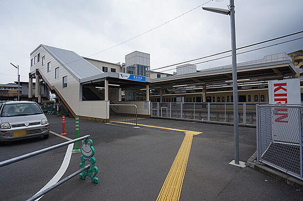 小田急小田原線「新松田」駅（約960m）