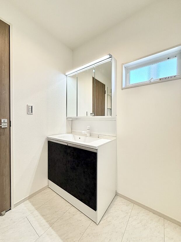 【洗面台・洗面所】■清潔感があり、気持ちよく使えます